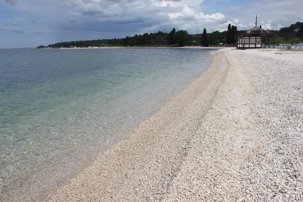 House Nikolas 1-Whirlpool, Close To The Beach Fažana Σπίτι διακοπών